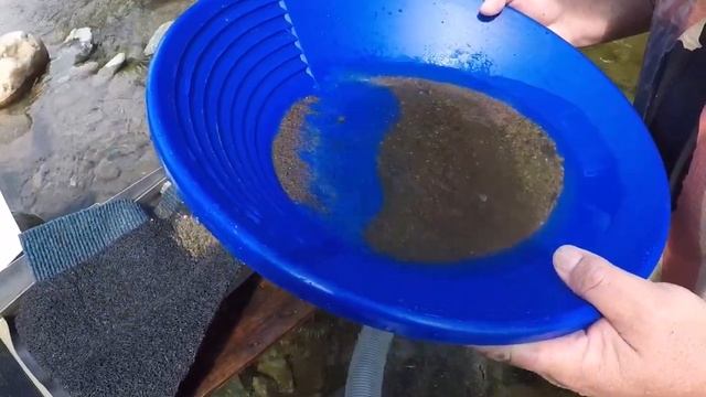 New Hampshire Gold Dredging with Partridge Family Prospecting смотреть онлайн