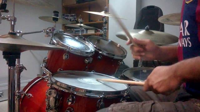 Chops usando Metronomo DB 90 BOSS смотреть онлайн