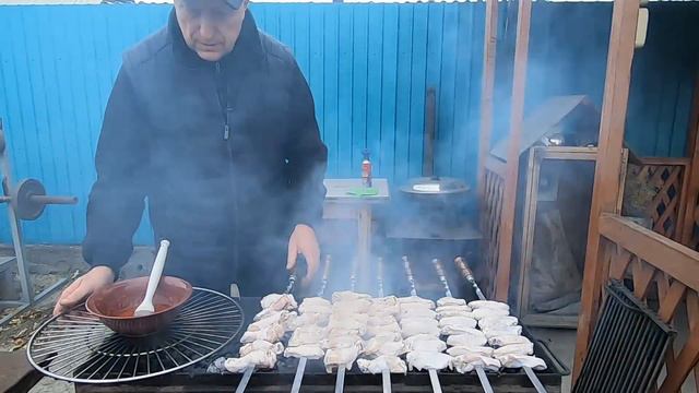 КАК КРЫЛЬЯ НА МАНГАЛЕ СДЕЛАТЬ ЕЩЁ ВКУСНЕЕ. смотреть онлайн