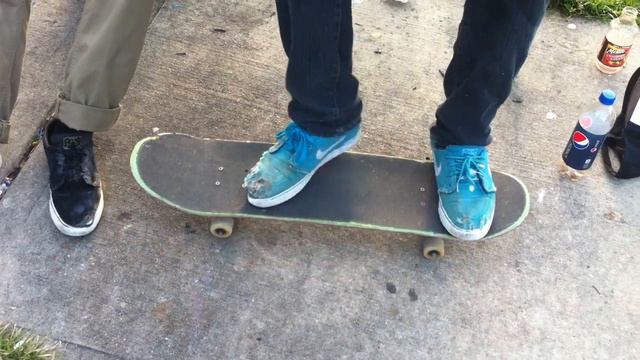 How to tre flip with Sebastian Mora смотреть онлайн