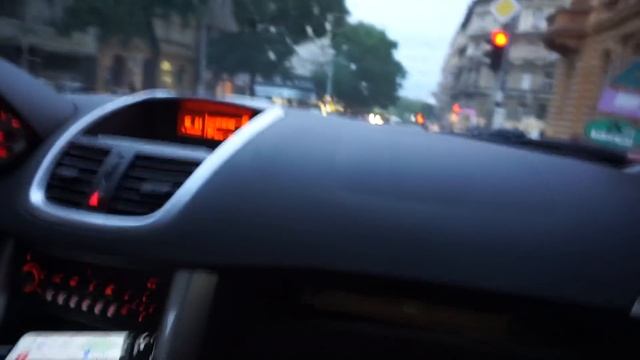 Влог: Прага! Встреча с Юлей! Писали Алёне Погребняк! смотреть онлайн