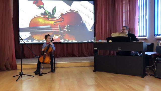 Кирсанов Марк. В.А. Моцарт. Весенняя песня. Д. Кабалевский. Пионерское звено смотреть онлайн