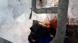 Трудовые будни сварщика! Устранение течи в трубопроводе, сварка потолочного шва