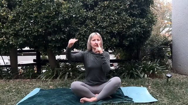 Медитация от тревоги и стресса. Расслабление и ощущущение внутренней силы и безопасности смотреть онлайн