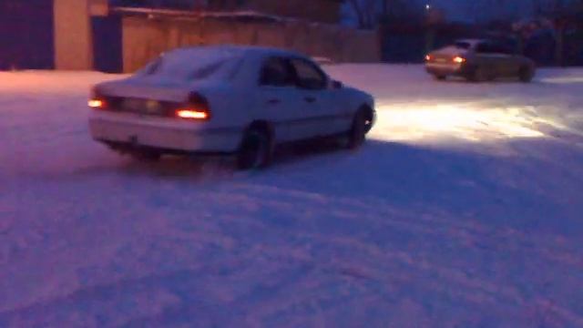 ПРОСТО ШОК ВСЕМ СМОТРЕТЬ!!! Mercedes-Benz .mp4 смотреть онлайн