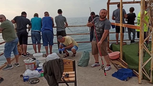 РЫБАЛКА В БАТУМИ. ЧЕРНОЕ МОРЕ смотреть онлайн