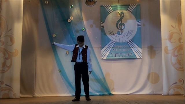 Айыы Уола на языке жестов глухих. Саввинов Богдан, песня "Бэлэхтээ" смотреть онлайн