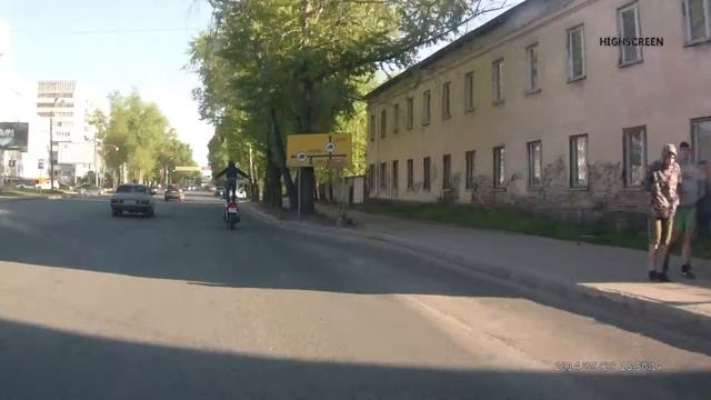 Безголовые подростки на мотоциклах смотреть онлайн