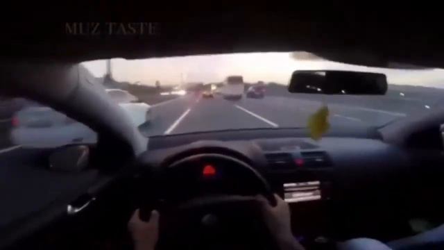 Любители поиграть в шашки на дороге смотреть онлайн