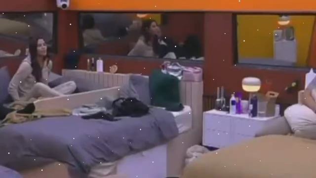 FUERTE ENFRENTAMIENTO ENTRE ARIADNA Y MARIPILY! LA CASA DE LOS FAMOSOS 4 EN VIVO смотреть онлайн