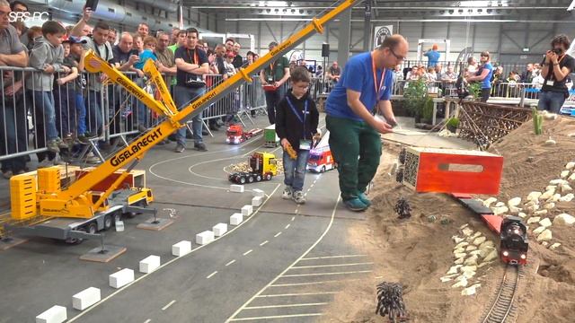 BEST OF SUPER BIG RC CRANE ACTION I LIEBHERR MOBILE CRANE I TOWER CRANE I PALFINGER I LAODING CRANE смотреть онлайн