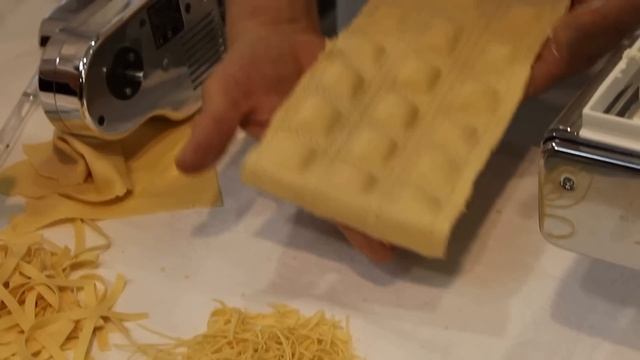 Marcato Atlas 150 + Ravioli - делаем равиоли (пошаговый видео рецепт и инструкция) смотреть онлайн