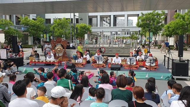 Sogo-Indang @Gimpo Hyundai Premium Outlet смотреть онлайн