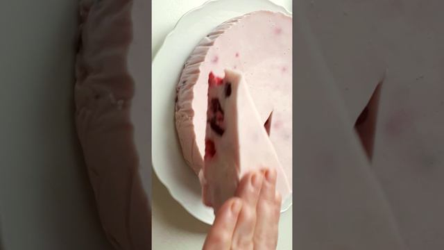 Легкие десерты в домашних условиях. Десерт с желатином. Десерт без выпечки с вишней и йогуртом. смотреть онлайн