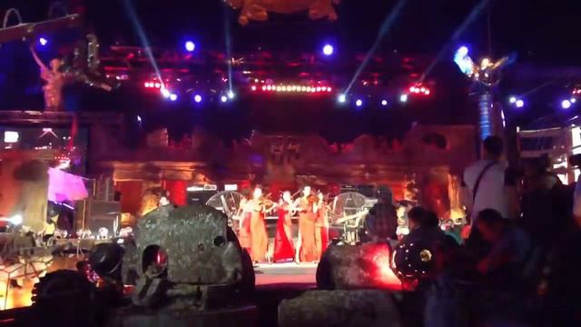 Скрипачки играют Nirvana смотреть онлайн