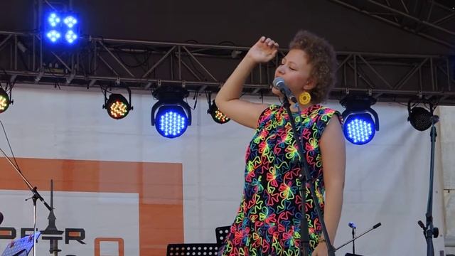 Алевтина Полякова и "Solar Wind" ("Солнечный ветер"). Петроджаз - 2015 (часть 1) смотреть онлайн
