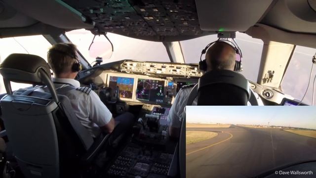 British Airways - First 787 service landing in Johannesburg: A pilot's perspective смотреть онлайн