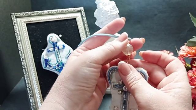 Подвеска оберег в автомобиль из бисера и страз. Вышивка, нашивка из бисера. смотреть онлайн