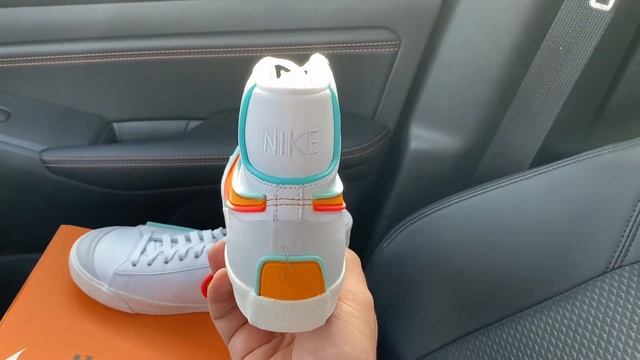 Nike Blazer Mid 77 Inifinite Kumquat shoes смотреть онлайн