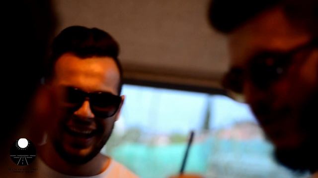 Beach On The Street II powered By Level смотреть онлайн