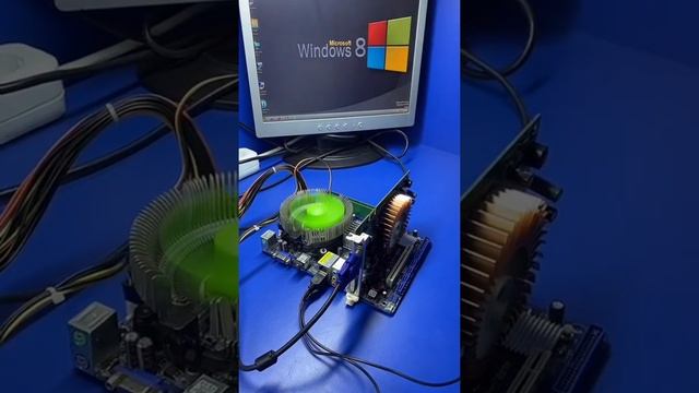 Вытаскиваем видеокарту во время работы ПК! Что произойдет? смотреть онлайн