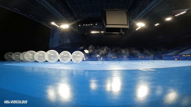 How Many Giant Balloons Stops An Arrow? смотреть онлайн