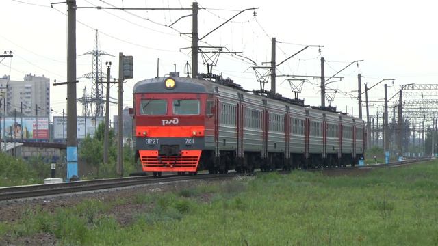 Электропоезд ЭР2т-7191 смотреть онлайн