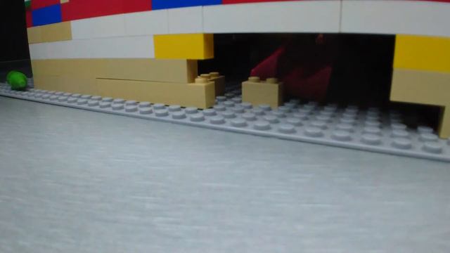 механический игровой автомат из Лего, пин-бол смотреть онлайн