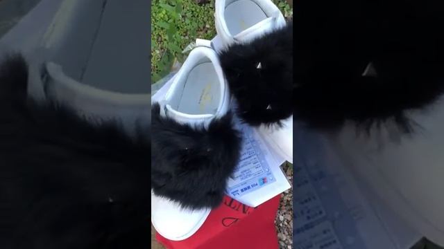 Кеды Valentino с мехом смотреть онлайн