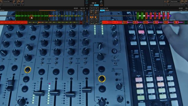 ALLEN＆HEATH-XONE:96,XONE:K2,Traktor Pro 3/techno session смотреть онлайн