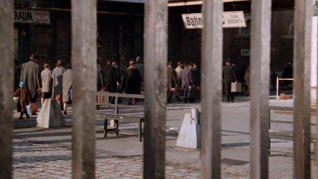 Holocaust (1978) I HD I Episode 1 I The Gathering Darkness смотреть онлайн