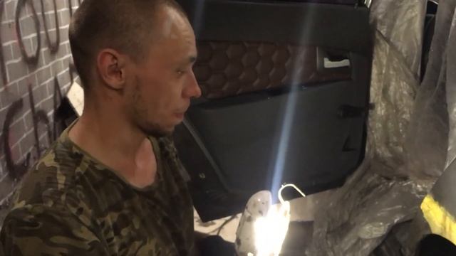 УБИРАЕМ РЫЖИКИ С ЗАДНИХ АРОК, РЕМОНТ СКВОЗНОЙ РЖАВЧИНЫ ВАЗ. лада 2110 2112. вид имеет смотреть онлайн