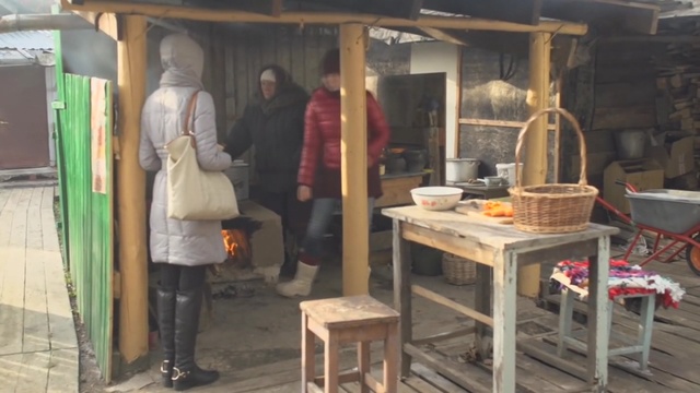 Баба Нина слепая