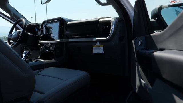 It's INCREDIBLE How Much Truck You Get with a Ford F-150 Lightning Pro for Under $46,000! смотреть онлайн