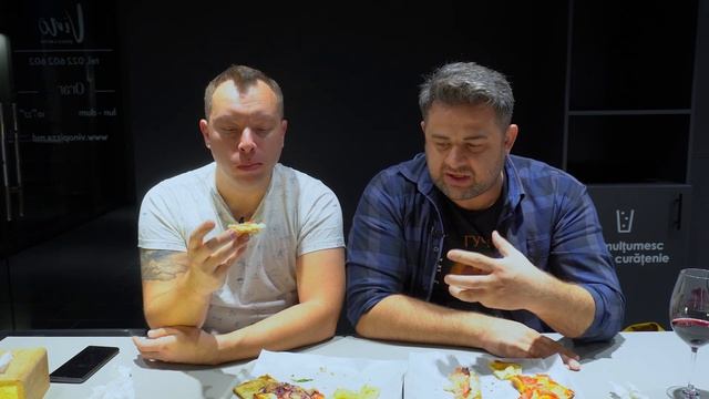 ОБЗОР VINO PIZZA | Прямоугольная ПИЦЦА | ПО КУСОЧКАМ смотреть онлайн