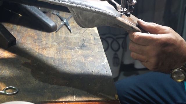 Рукавный ЗИНГЕР 29К31. Практическое применение. смотреть онлайн