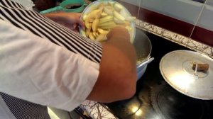 Компот из яблок и сухофруктов