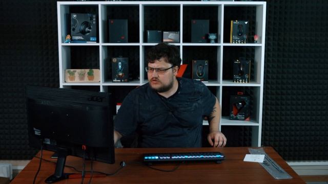 Клавиатура с Дисплеем?! SteelSeries Apex 5! смотреть онлайн