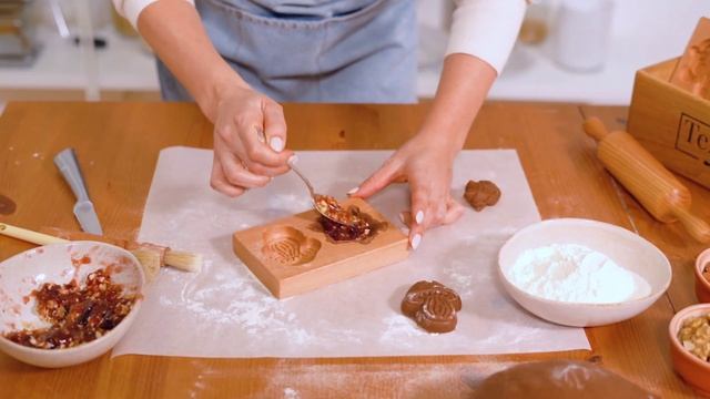 Пряничная форма для приготовления печатных пряников Грибочек и листочек Texturra смотреть онлайн