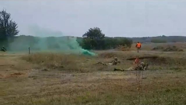 Croatian Army member fell into a ditch. смотреть онлайн
