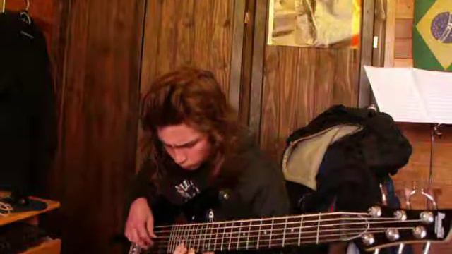 Bass Solo-leo Silvestro