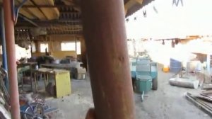 как поднять потолок домкратом  !