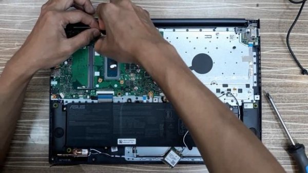 How to replace Asus Vivobook 16 X1605ZA-MB065WS motherboard