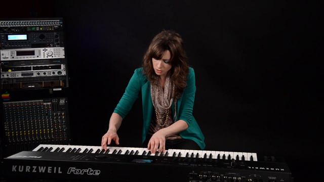 Kurzweil Forte - Hannah Holbrook performs "Tango on a Tightrope" смотреть онлайн