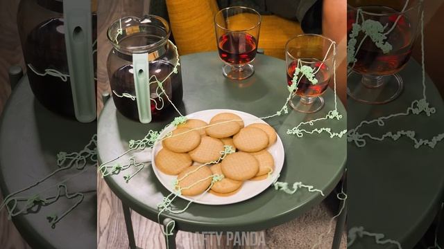OH NO! 10 Funny DIY Prank Ideas to Prank Your Friends by Crafty Panda смотреть онлайн