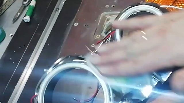 Как правильно установить "ангельские глазки". Kia Sorento XM. смотреть онлайн