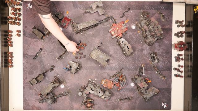 Ep.24: *NEW* World Eaters vs Word Bearers 2000pts Matched Play 40k Battle Report! смотреть онлайн