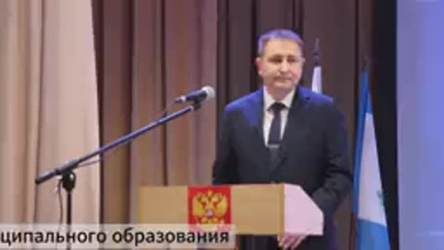 Александр Кузин вступил в должность мэра Тайшетского района смотреть онлайн