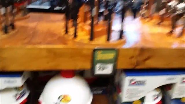 Магазин "Outdoor World" в Орландо, Флорида, США смотреть онлайн