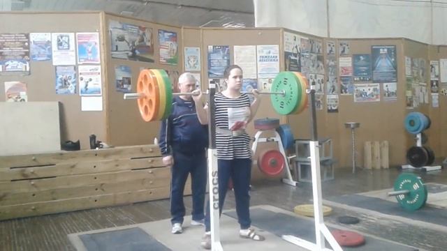 Приседания за головой с 75 кг . смотреть онлайн